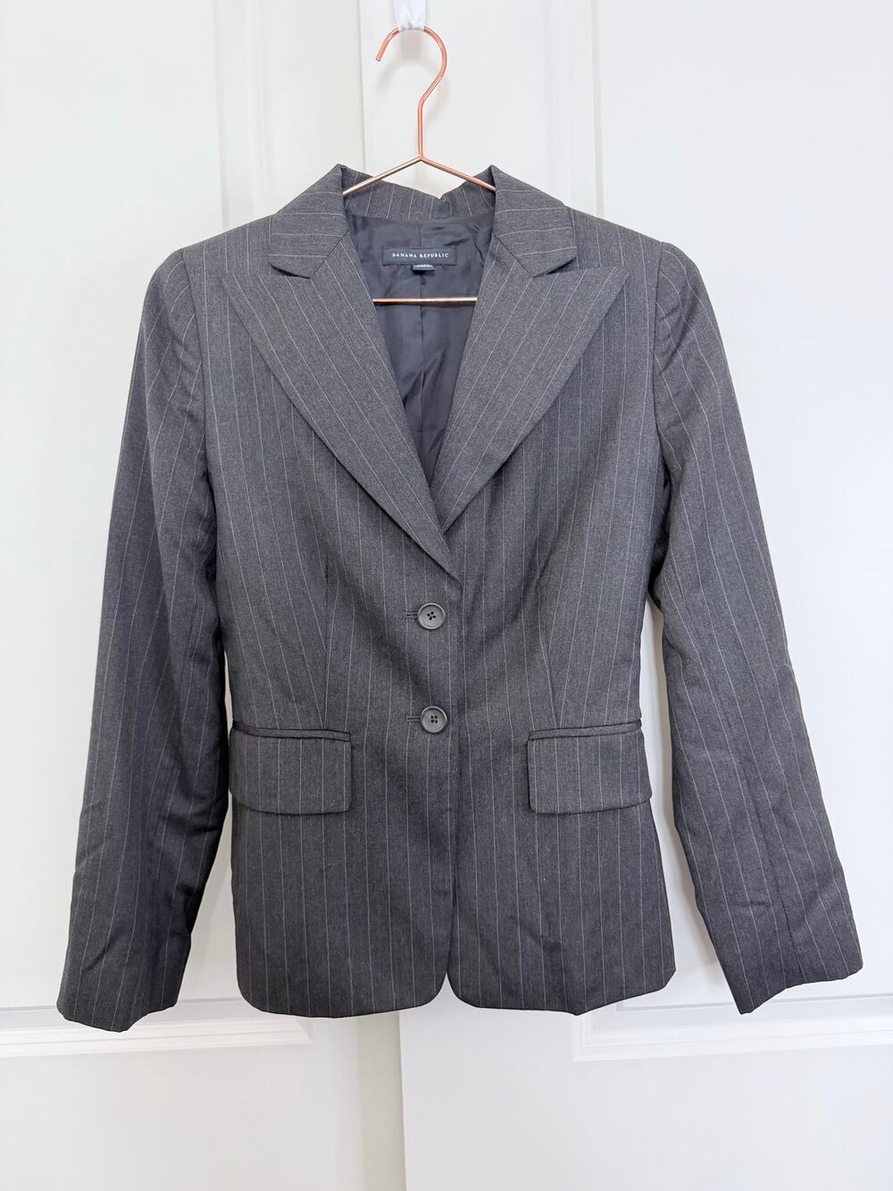 Banana Republic gray pinstripe wool 2-button blazer 2003 Vintage